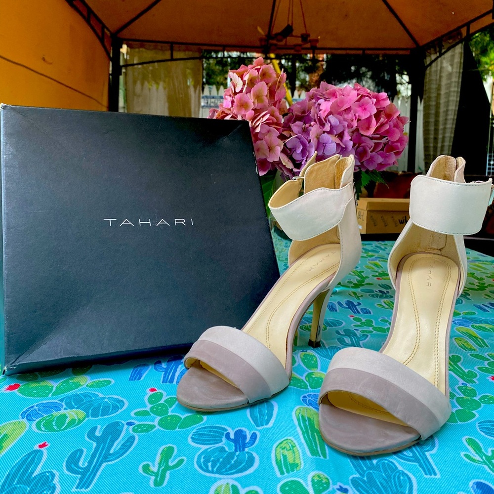 Tahari Tan Heels